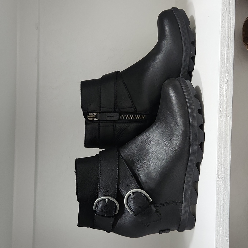 Sorel | Black Ankle Boots